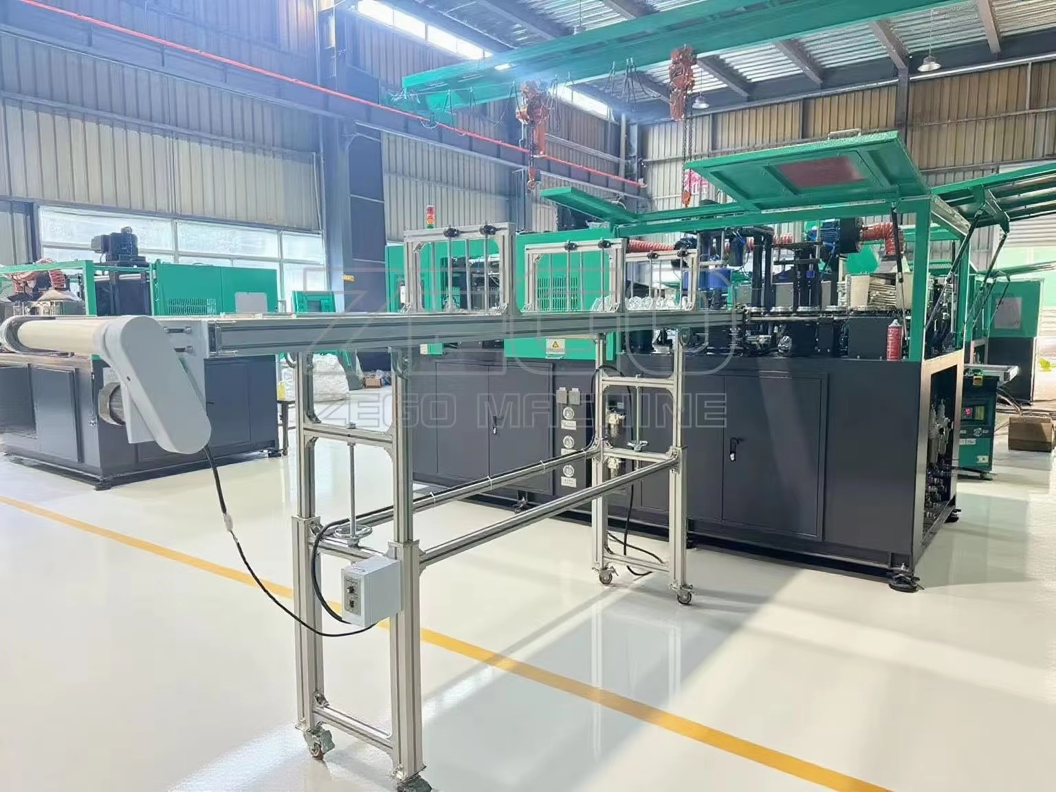 H1db8343e36f048adabf5a2b14811459dT